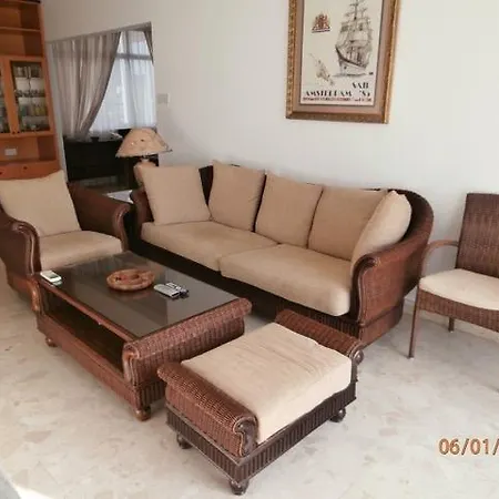 Amathusia Beach Apartamento